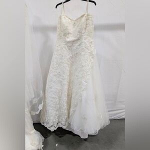 Mon Cheri Elegant Lace Wedding Dress in White